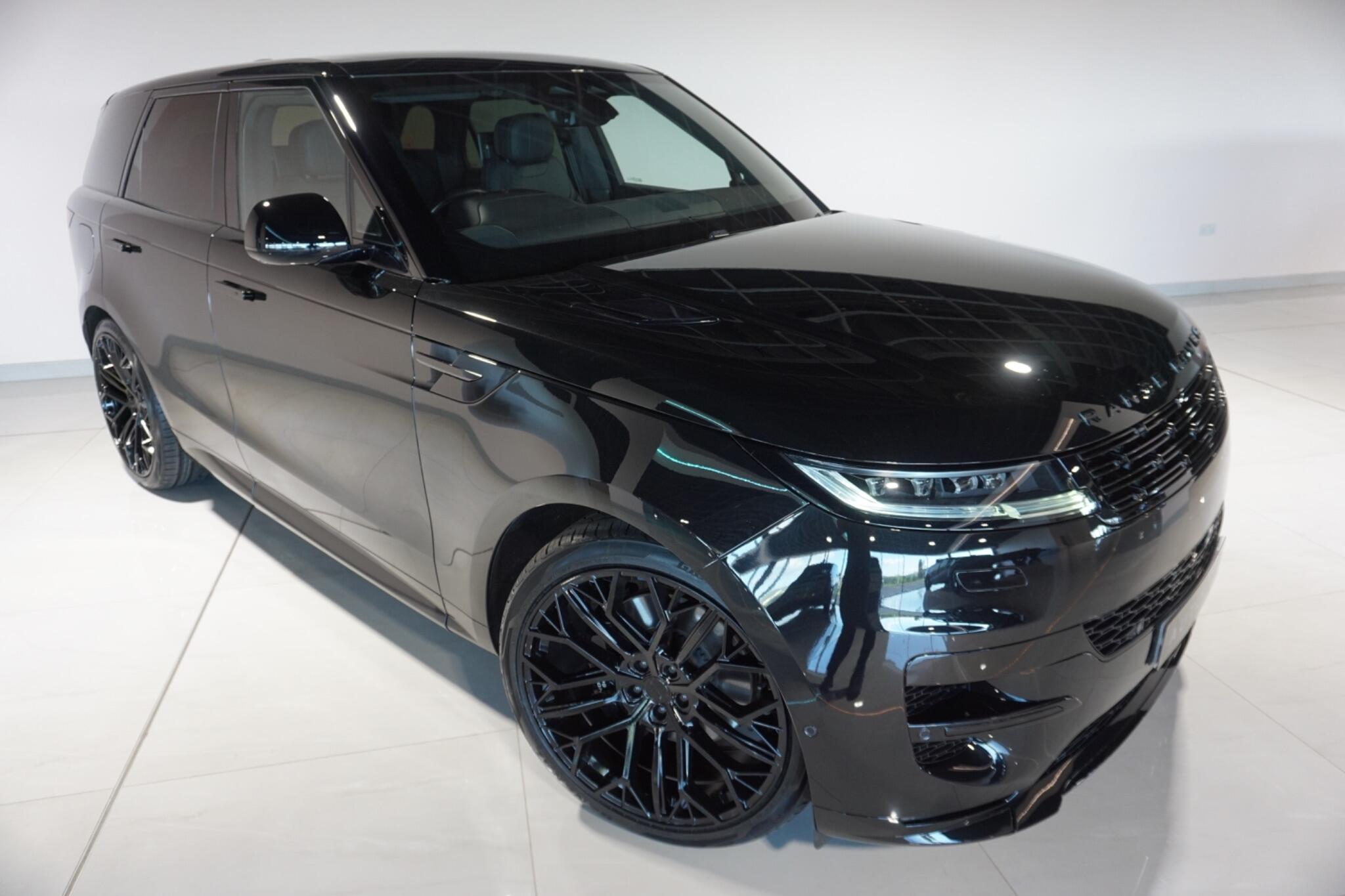 Land Rover Range Rover Sport 3.0 D300 MHEV Dynamic SE SUV 5dr Diesel Auto 4WD Euro 6 (s/s) (300 ps)